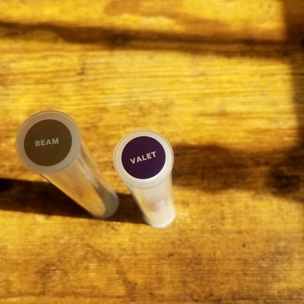 New Milk Makeup Eye Vinyl Valet Purple Glossy Eye Beam Liquid Strobe Highlight - Picture 3 of 7